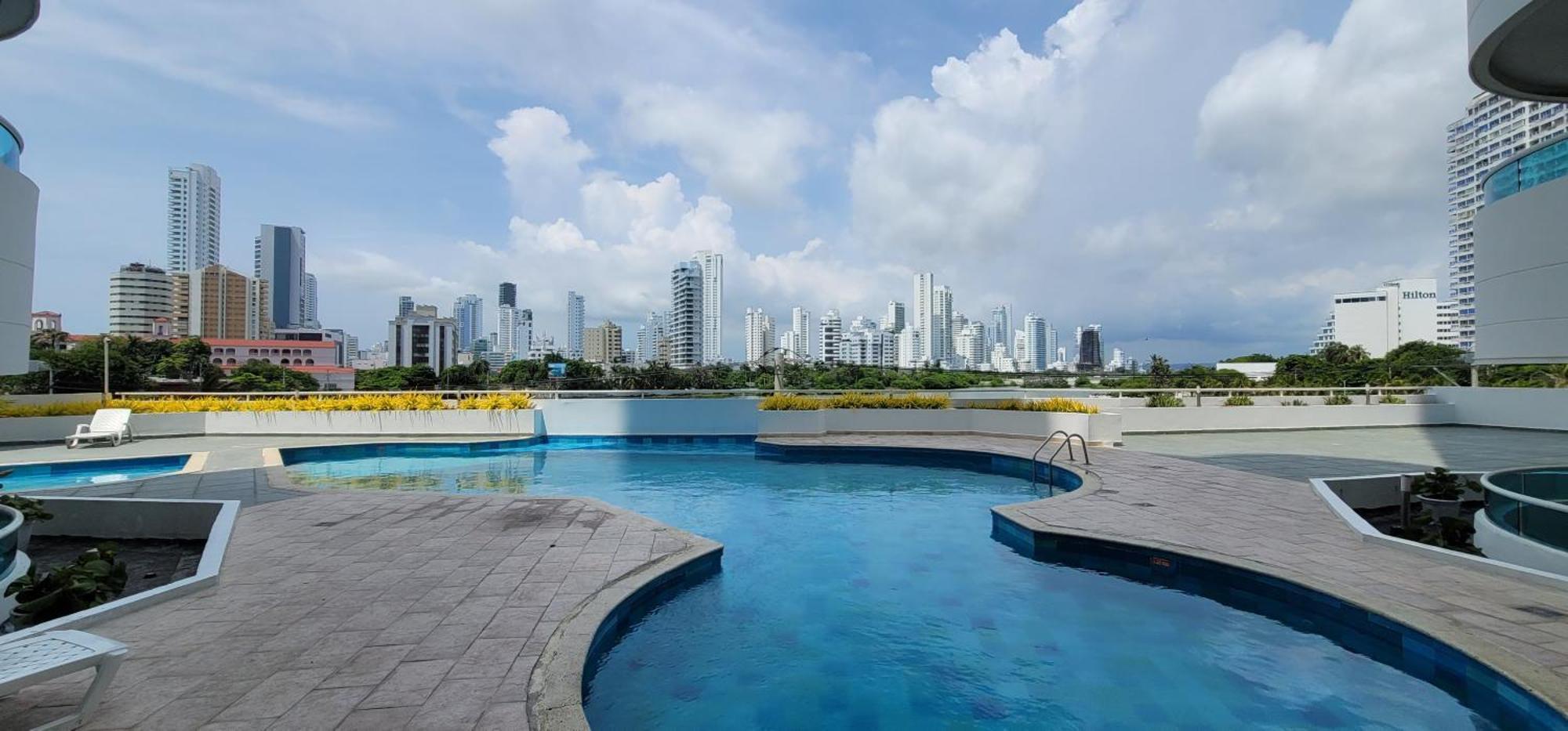 Aparthotel Live - Torres Del