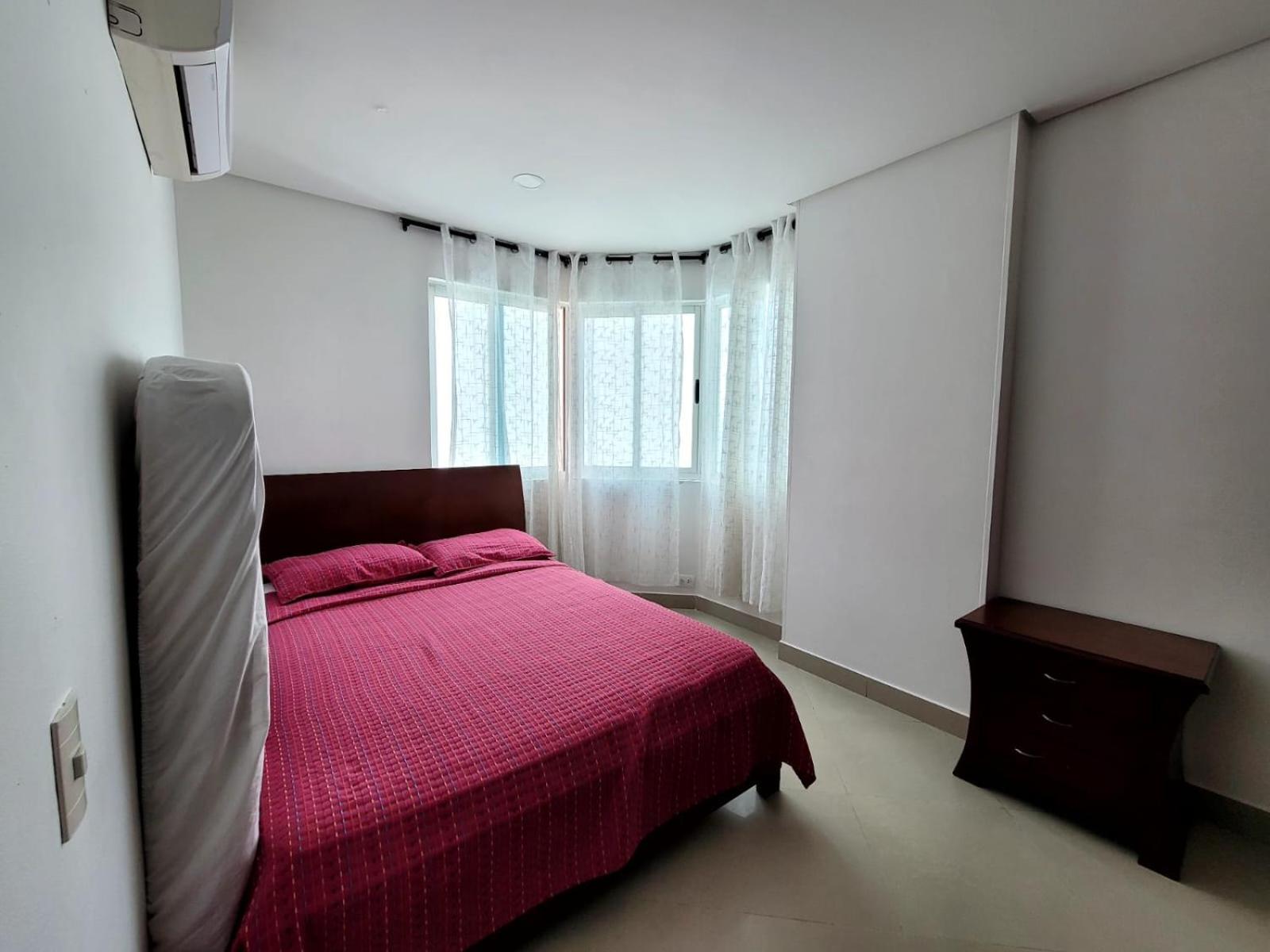 Live - Torres Del * Cartagena